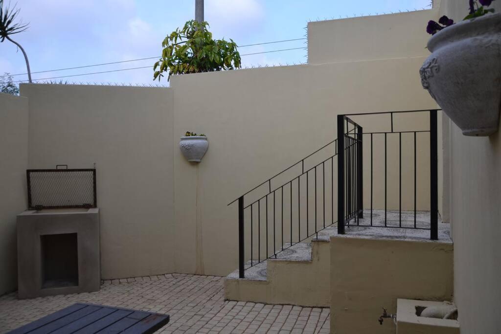 Durban Italian Villa 3 מראה חיצוני תמונה
